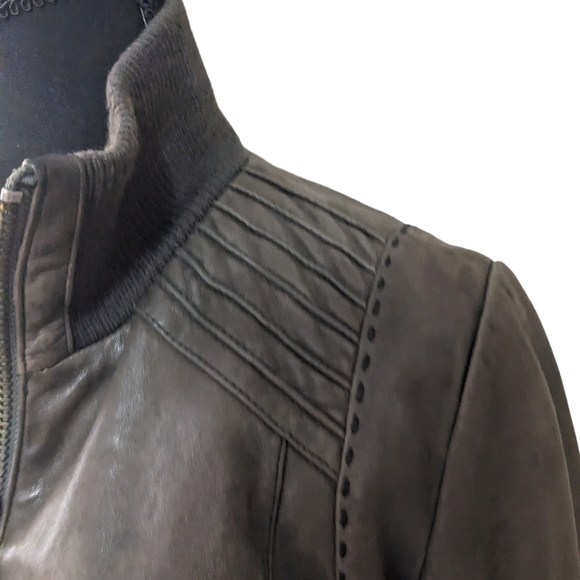 Mackage exclusively for Aritzia brown leather jacket size med in great condition - Picture 4 of 12